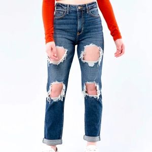 Hollister Ultra High Rise Mom Jean